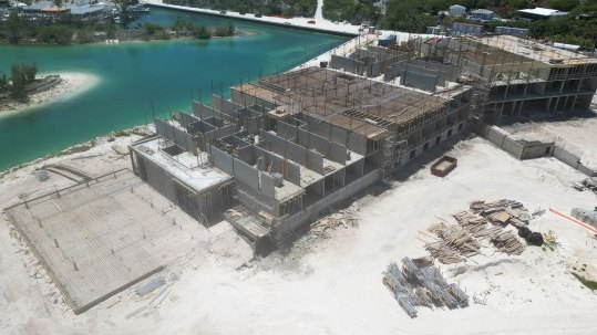 the-loren-residences-turks-caicos-villa-construction-june-2025-2